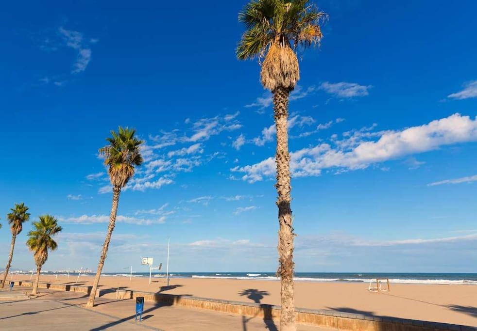 Apartamento En La Playa Las Arenas +Wifi+Ac Valencia Exterior photo